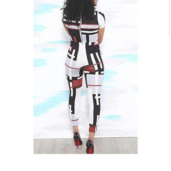 Patterned romper - Picture 2 of 2